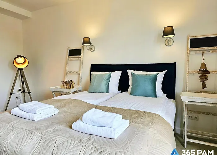 365pam - Viento Z Ogrodem I Grillem Vendégház 3*